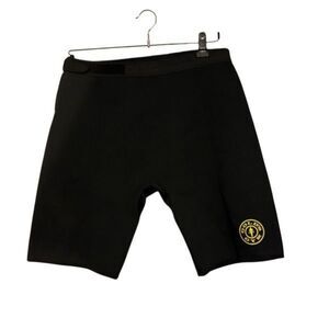 Gold’s Gym Size L/XL Neoprene Compression Shorts